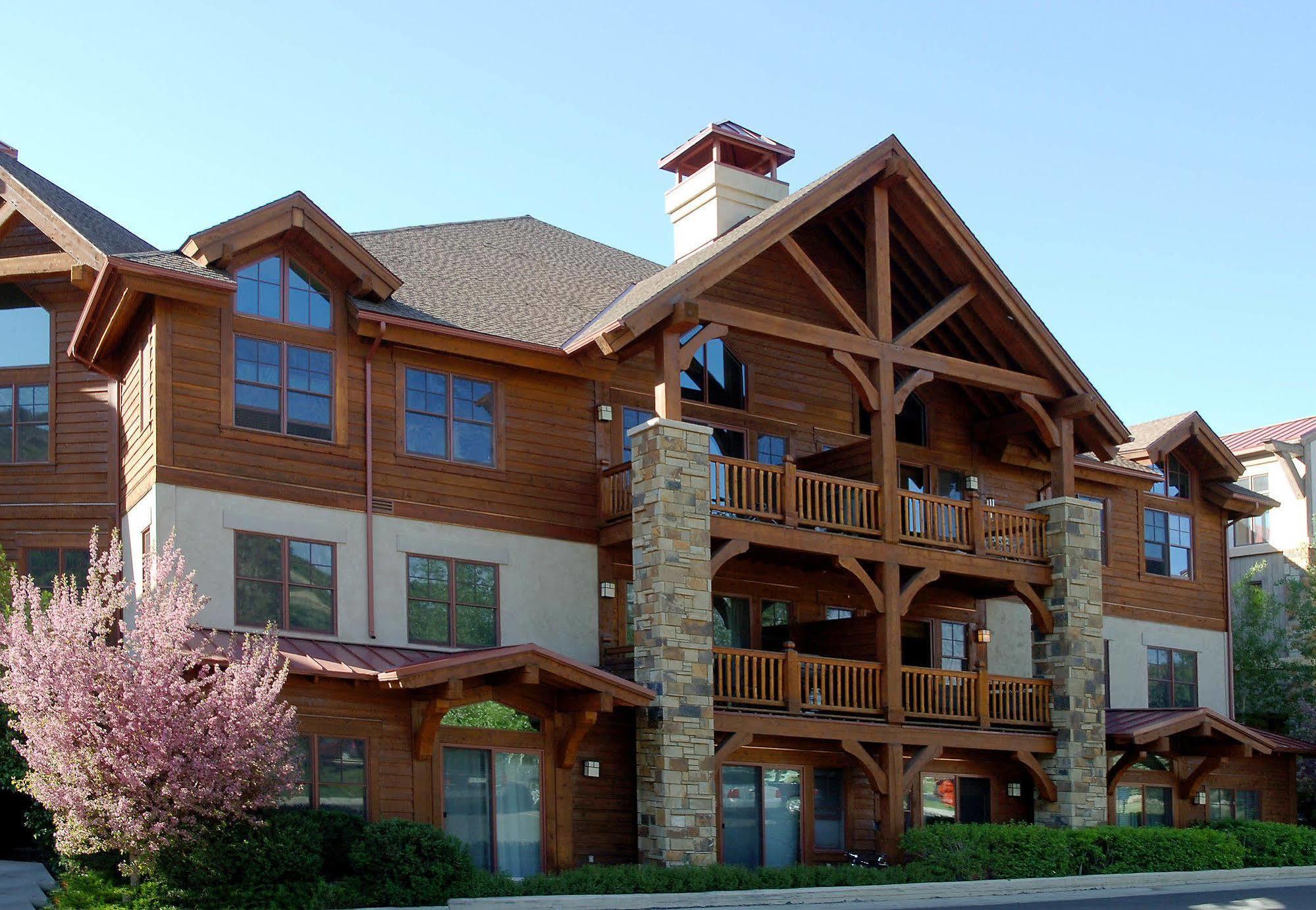 Lodge At Brookside Avon Village Εξωτερικό φωτογραφία