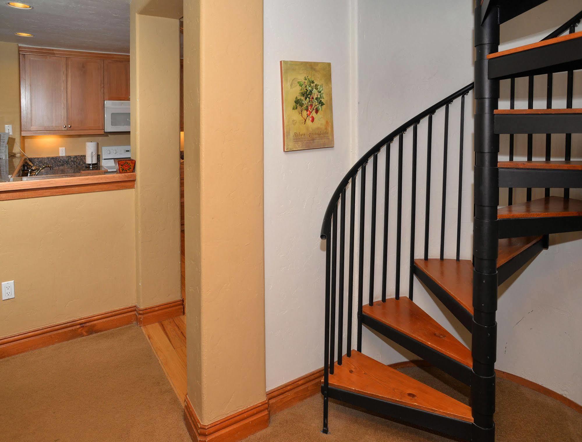 Lodge At Brookside Avon Village Εξωτερικό φωτογραφία