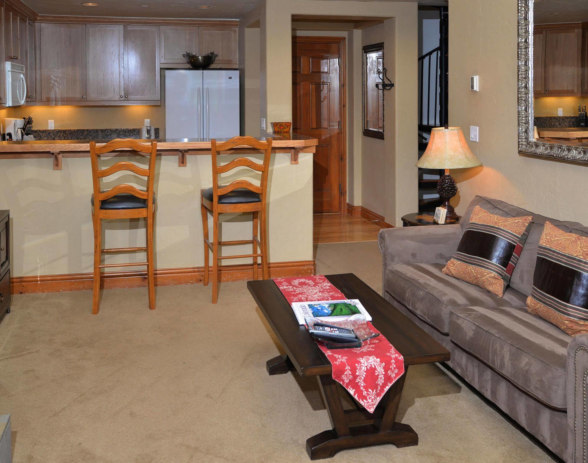 Lodge At Brookside Avon Village Εξωτερικό φωτογραφία