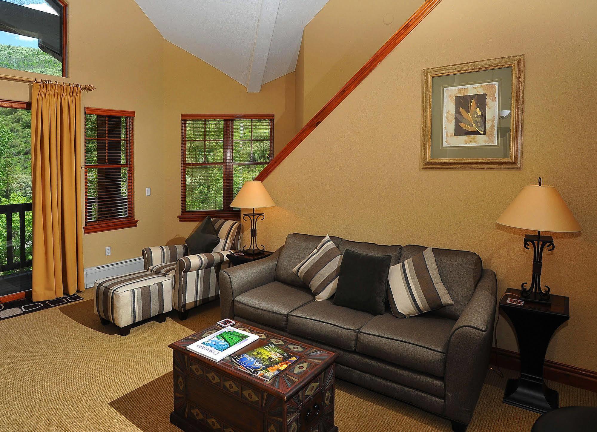 Lodge At Brookside Avon Village Εξωτερικό φωτογραφία